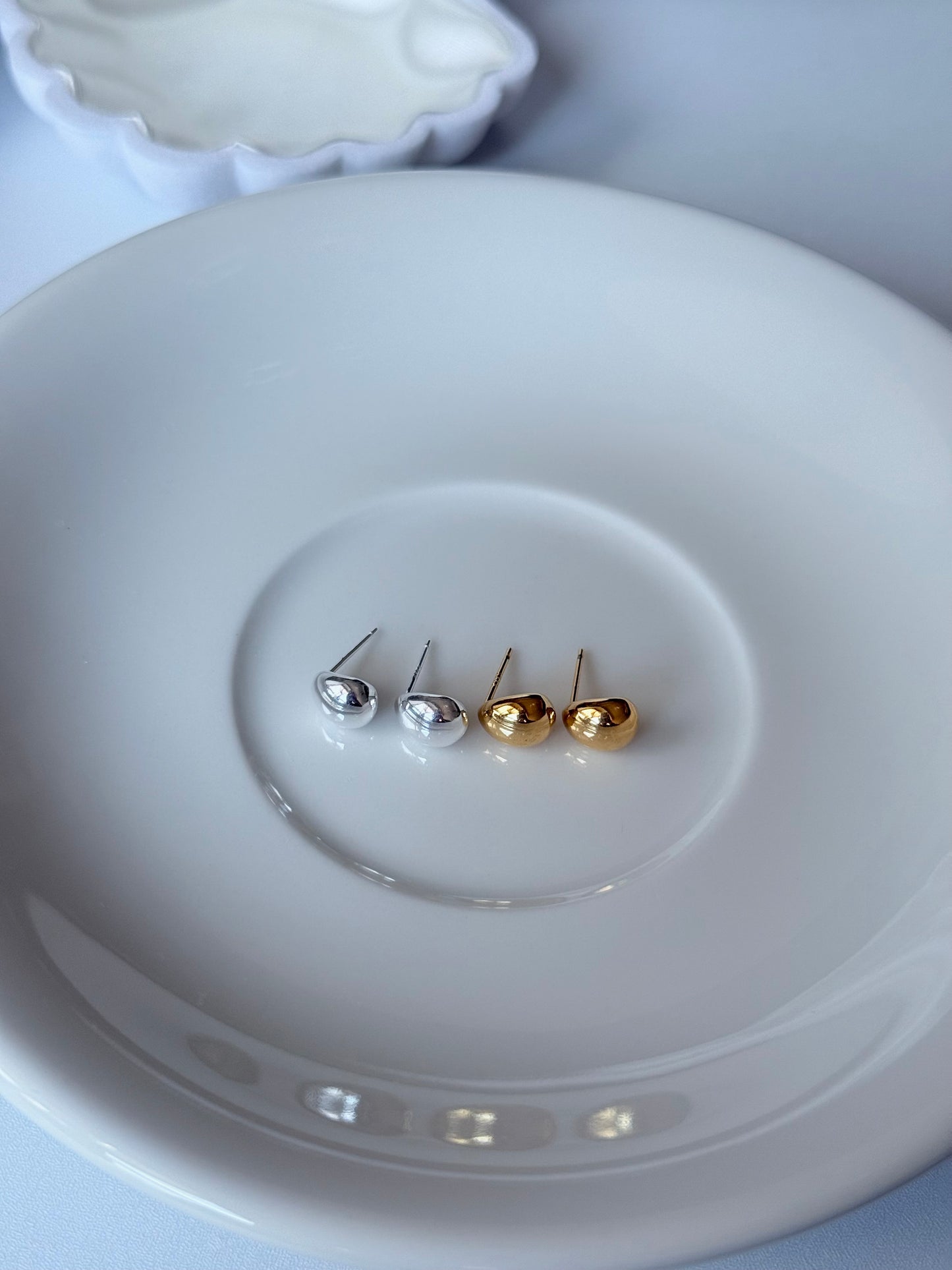 經典百搭的胖胖水滴耳環