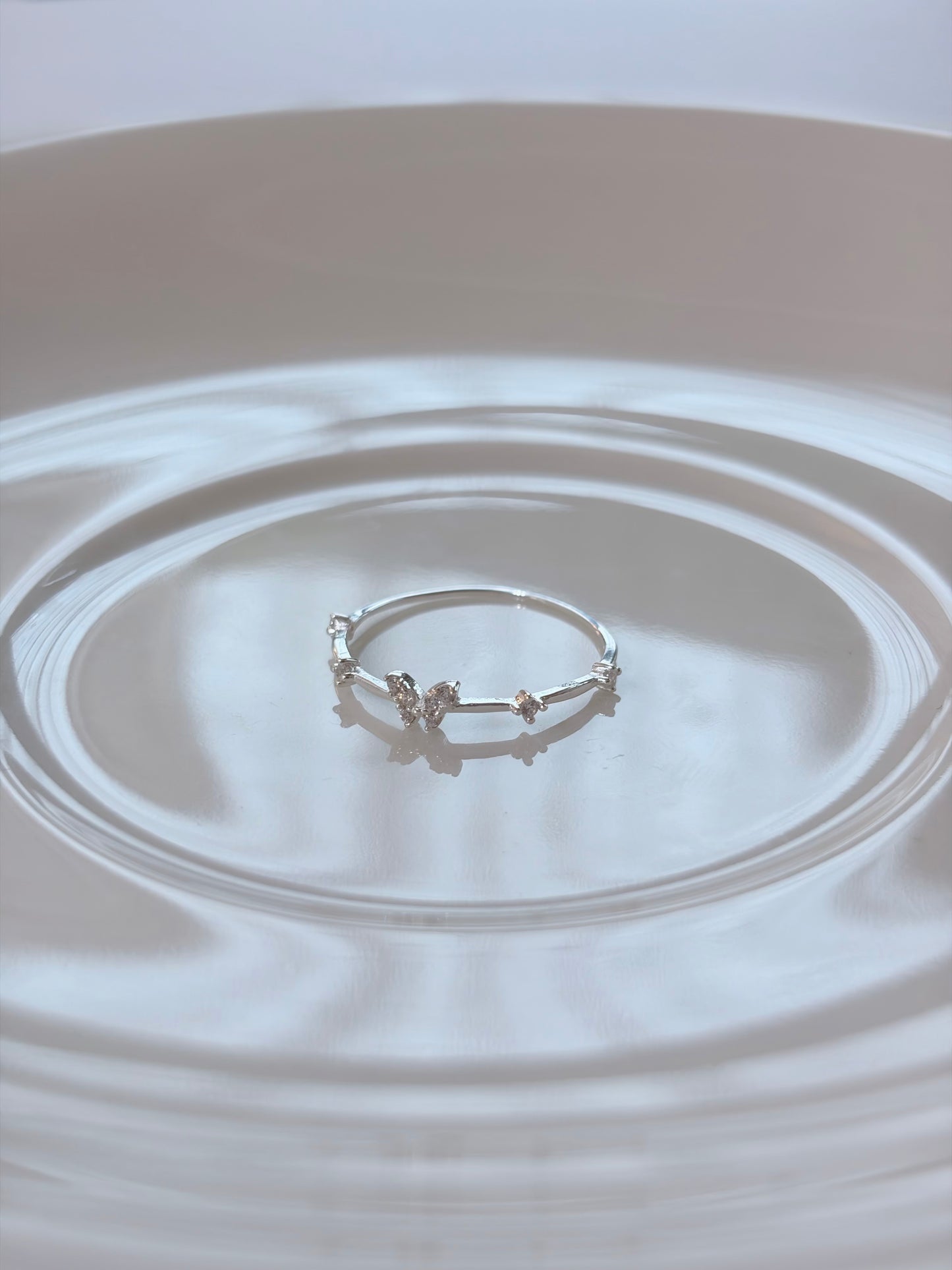 推薦款💛蝴蝶光戒指Butterfly Glow Ring