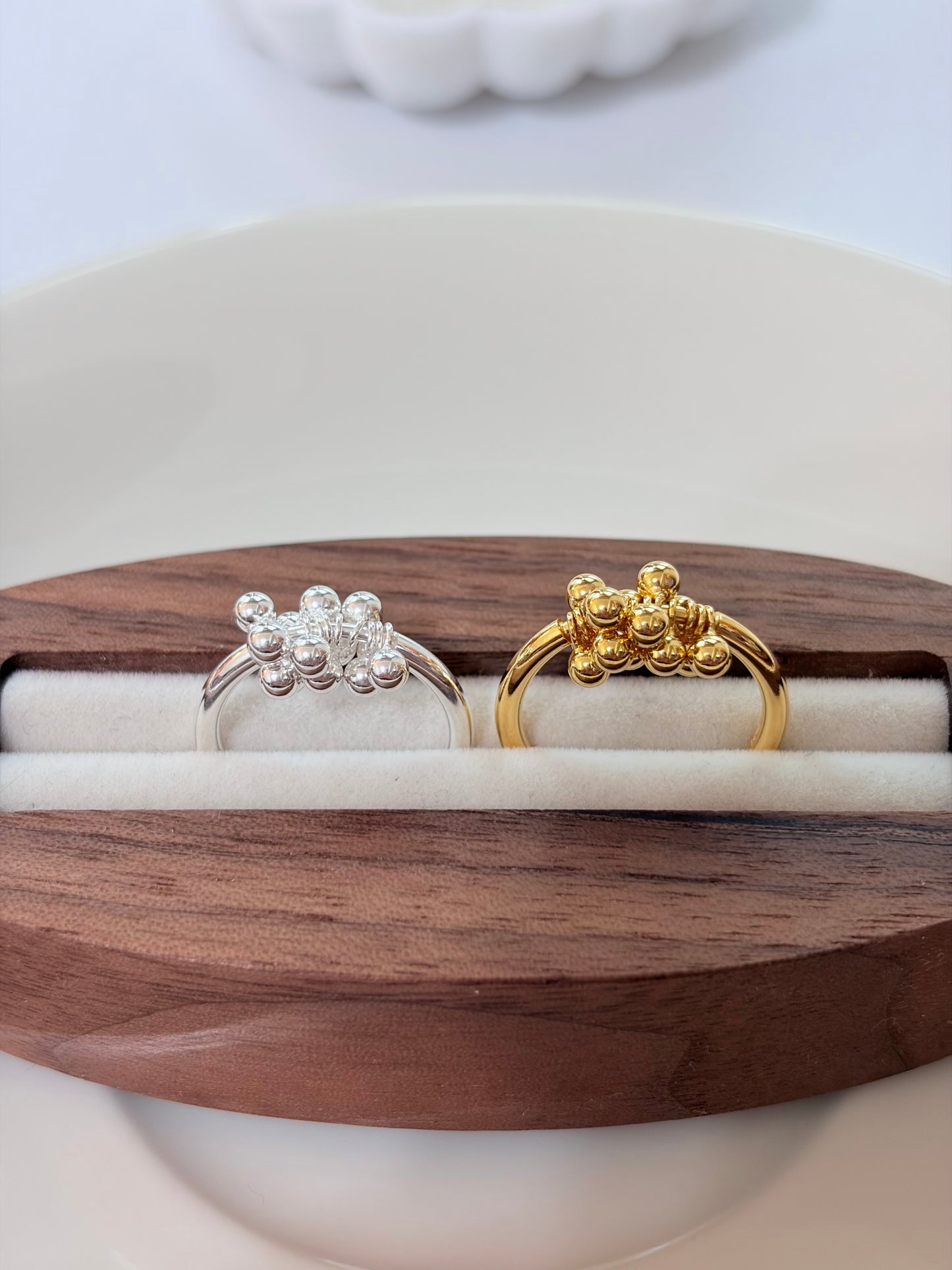 柔光葡萄串珠戒指