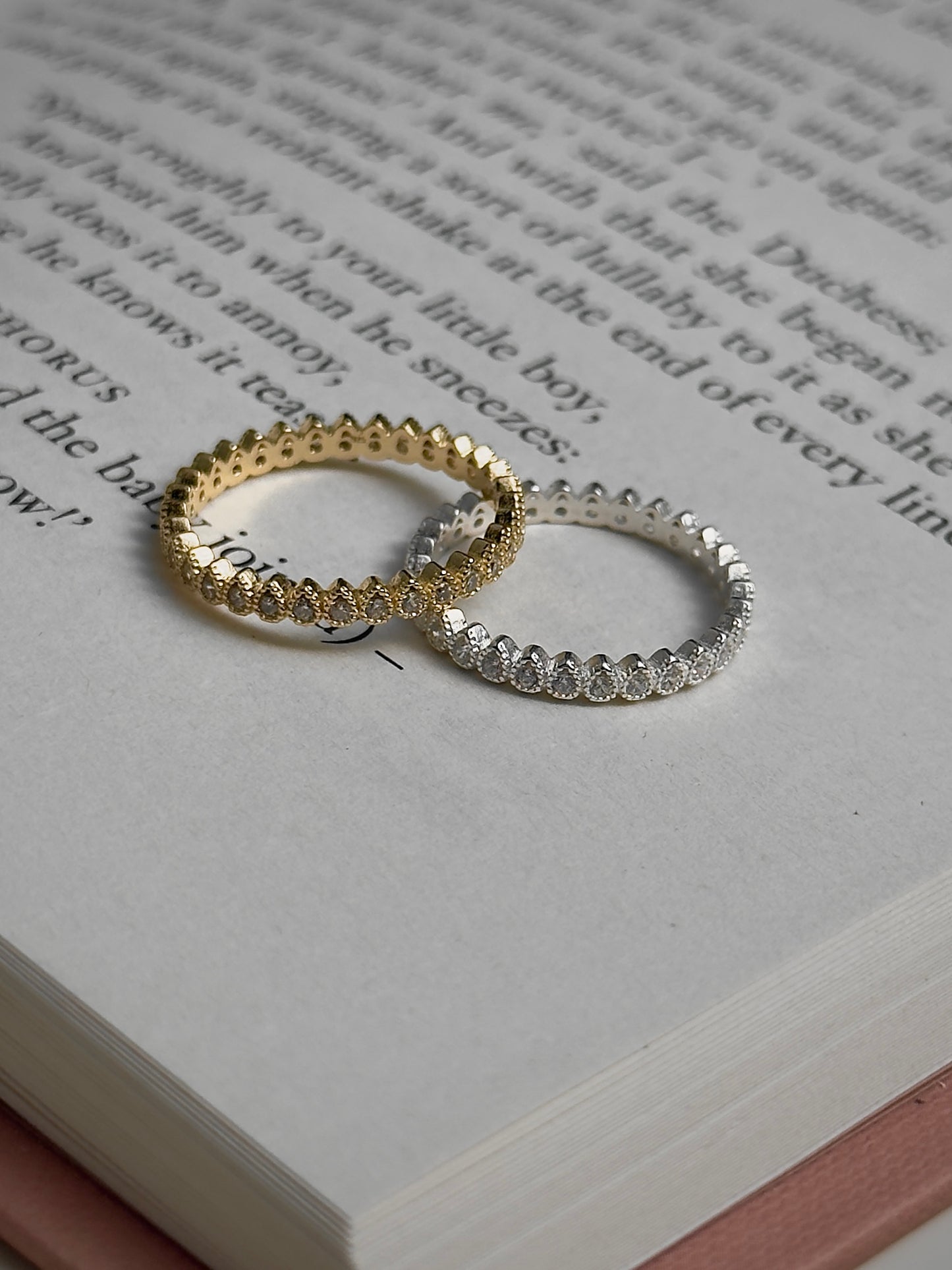 皇冠感👑復古小鑽戒指