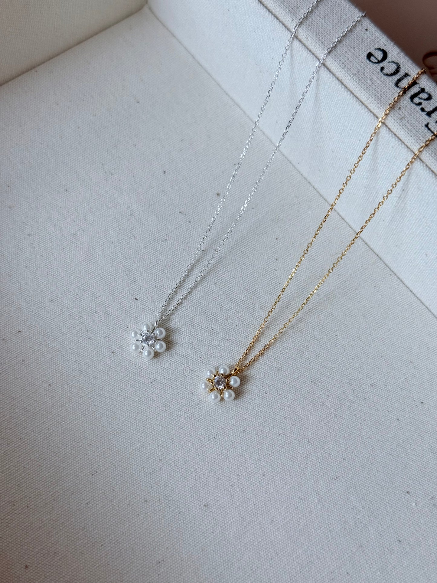 珍珠小花項鍊