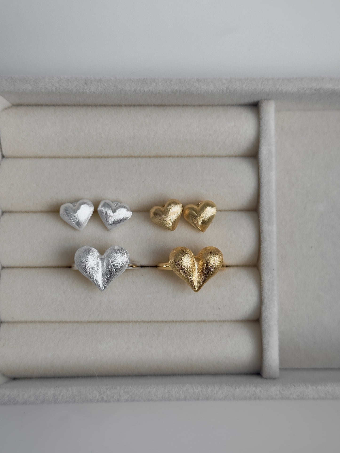 重磅推薦💖份量感霧面愛心戒指