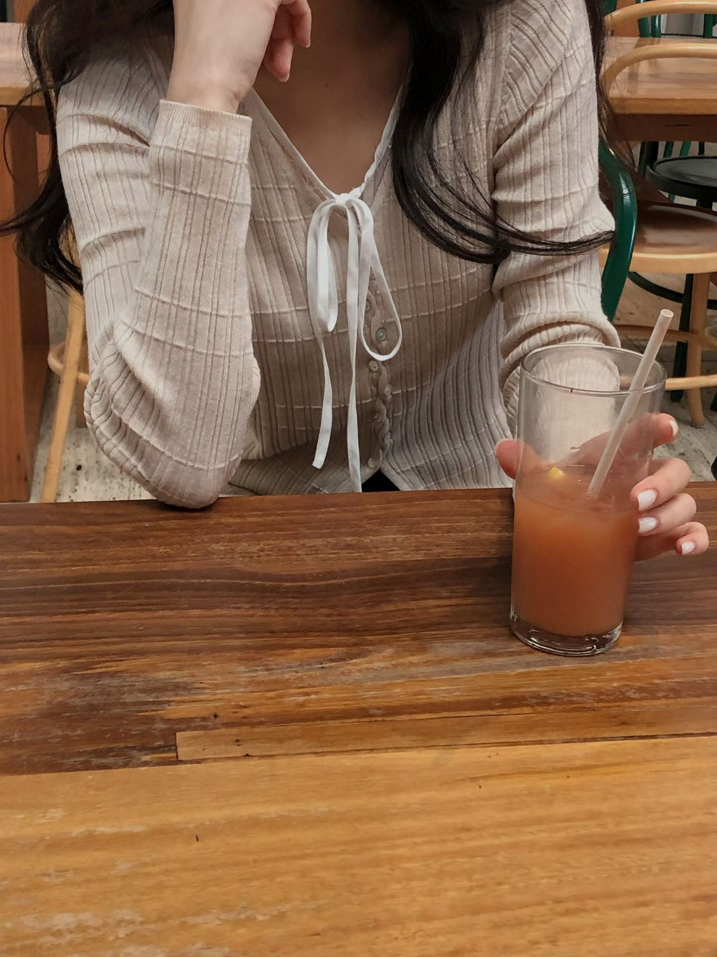 F01針織蕾絲彈性上衣