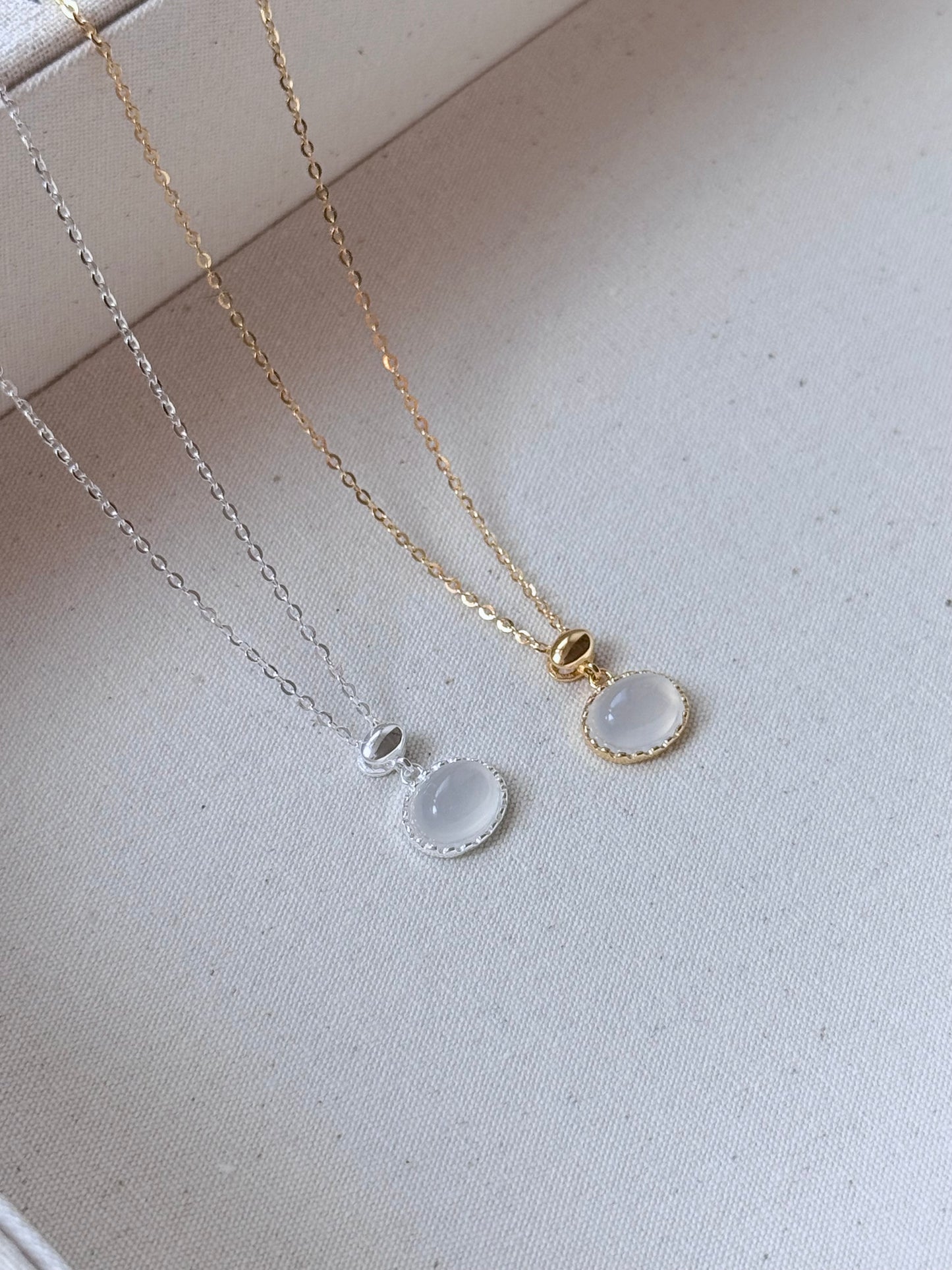 月光石項鍊 Moonlight Dew Necklace