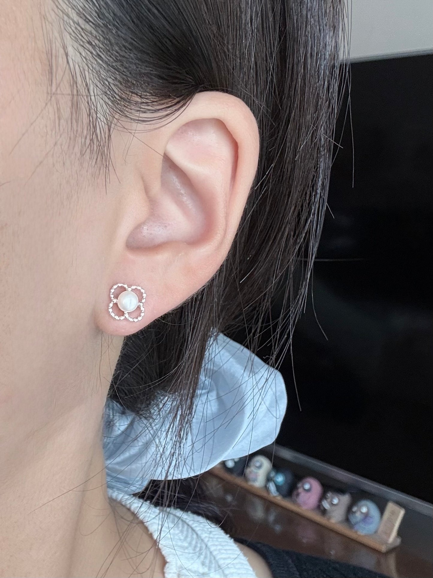 珍珠花朵耳環Pearl Earrings