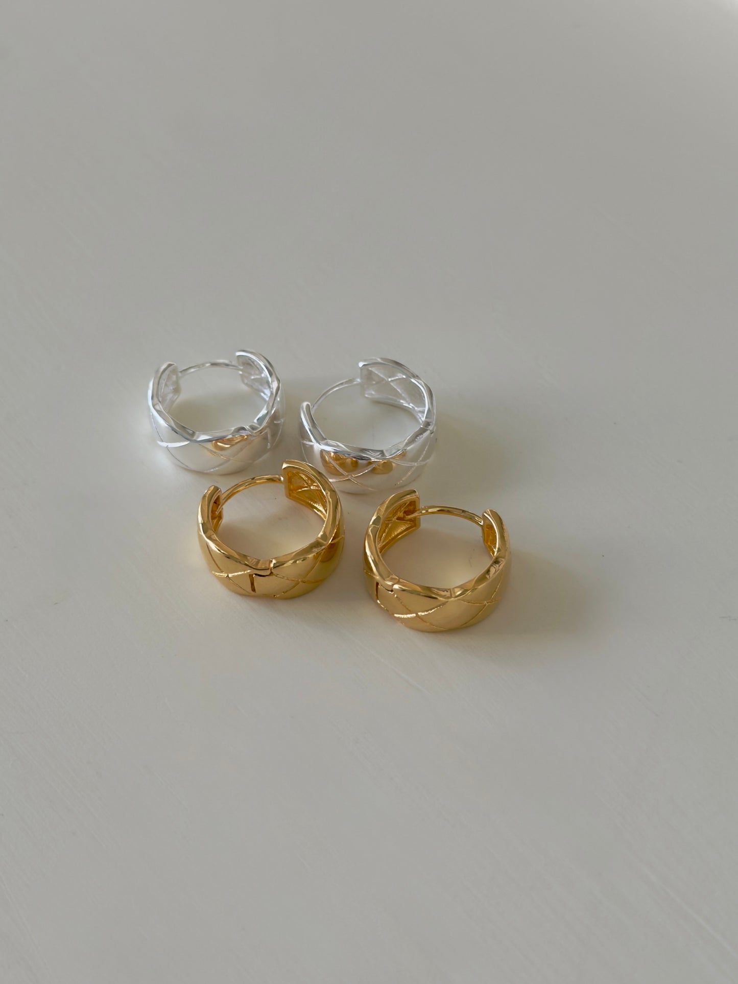 經典推薦💝重磅菱格紋耳環