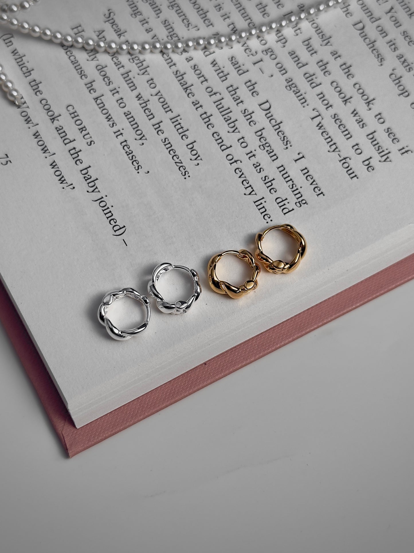 重磅！經典款簡約麻花耳扣