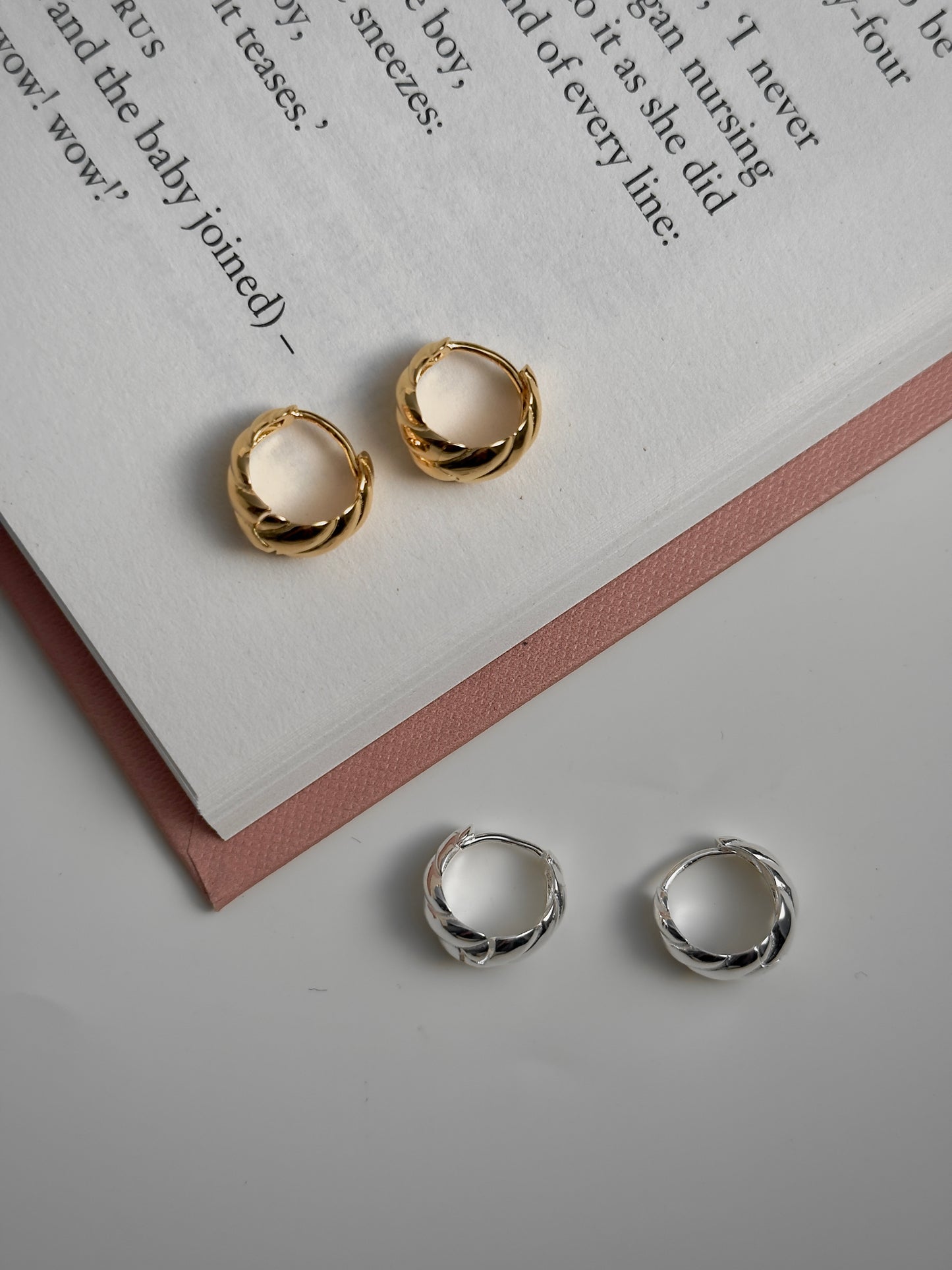 推薦款🎄💖份量感麻花胖胖耳扣