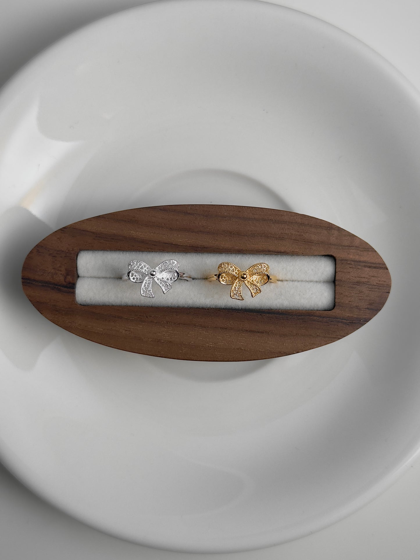 立體鏤空蝴蝶結戒指