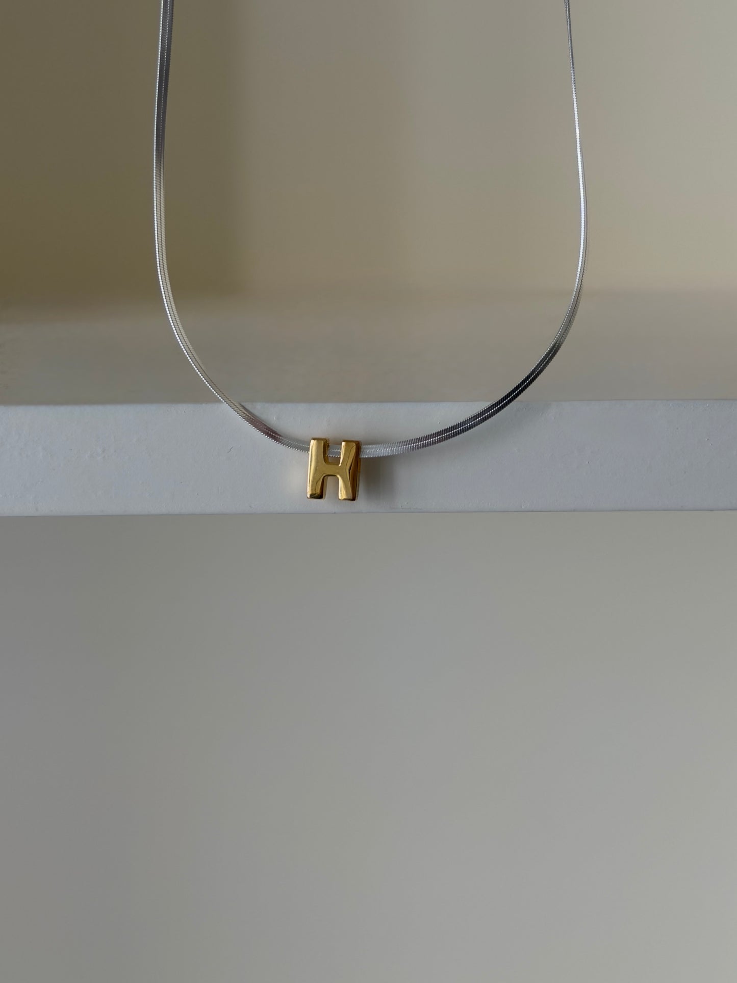 送禮推薦💝客製化字母蛇骨項鍊