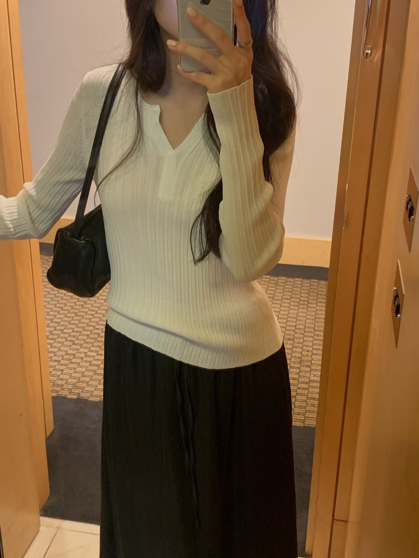 【現貨🍦】F08舒服坑條彈性上衣