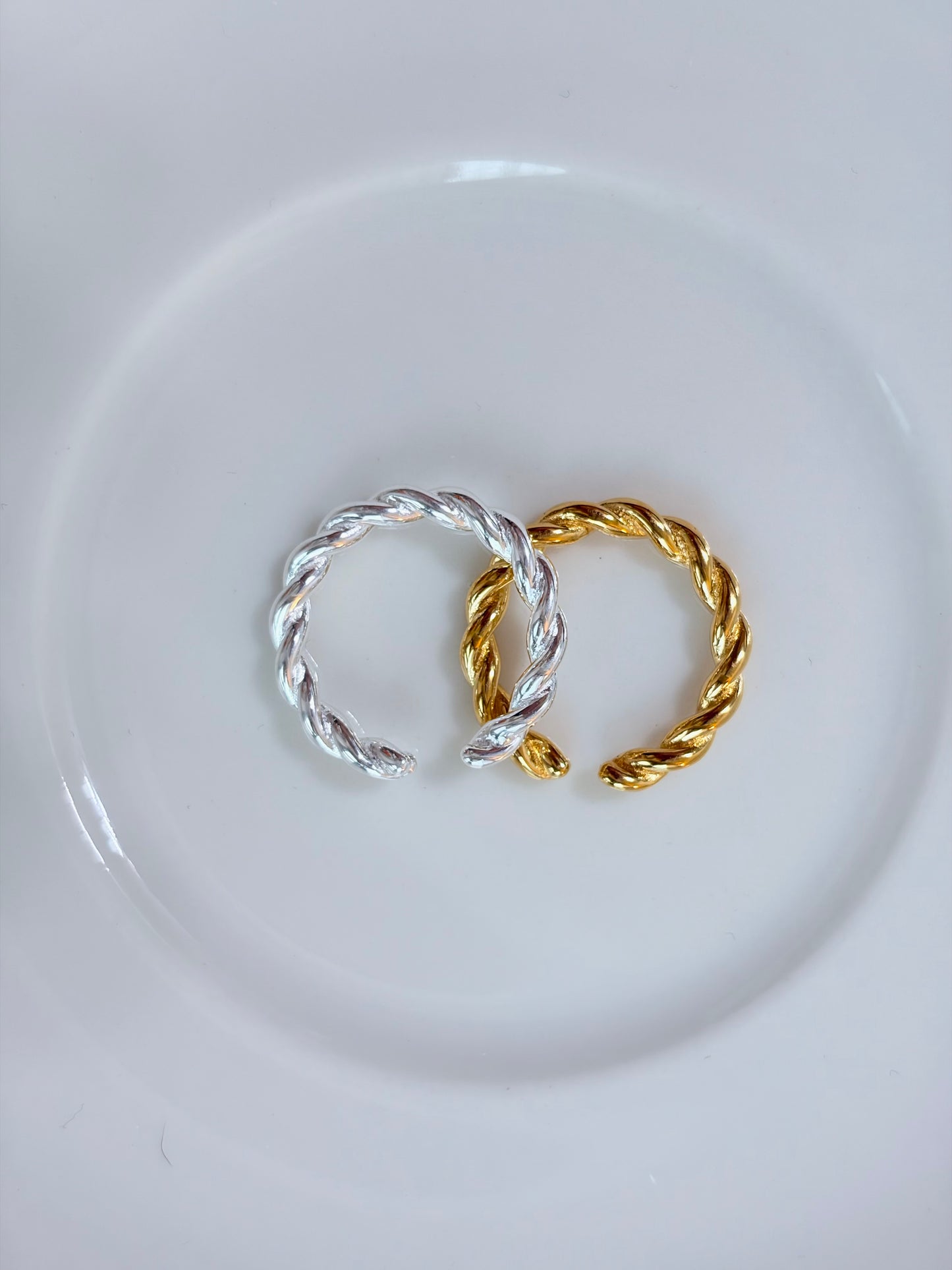 扭轉光戒指Twist Shine Ring