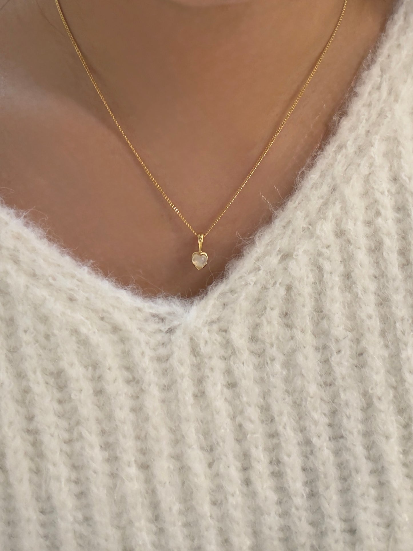 最後現貨！重磅斷貨款💖愛心月光石項鍊