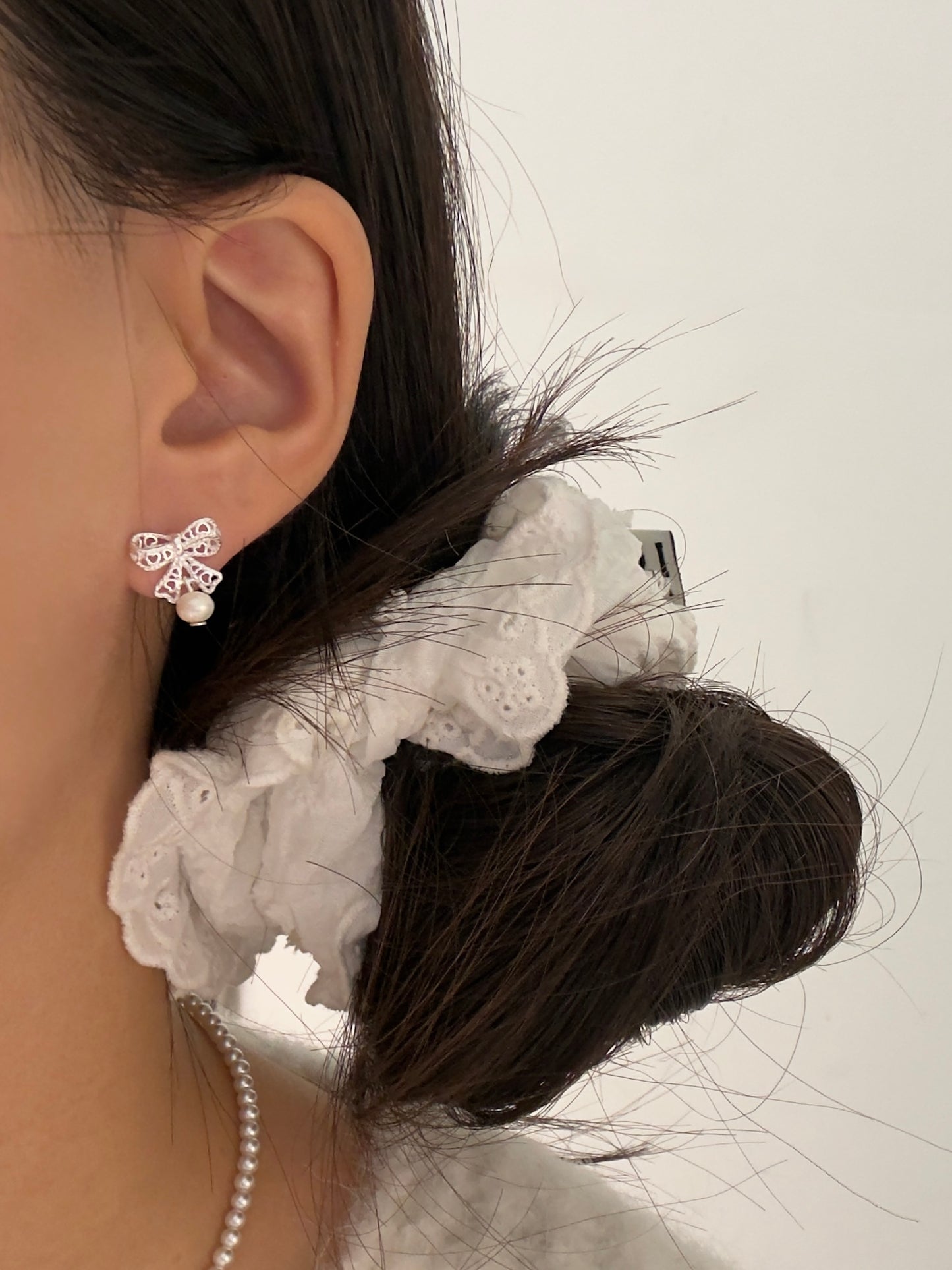 推薦款🎄💖立體鏤空蝴蝶結淡水珍珠耳環