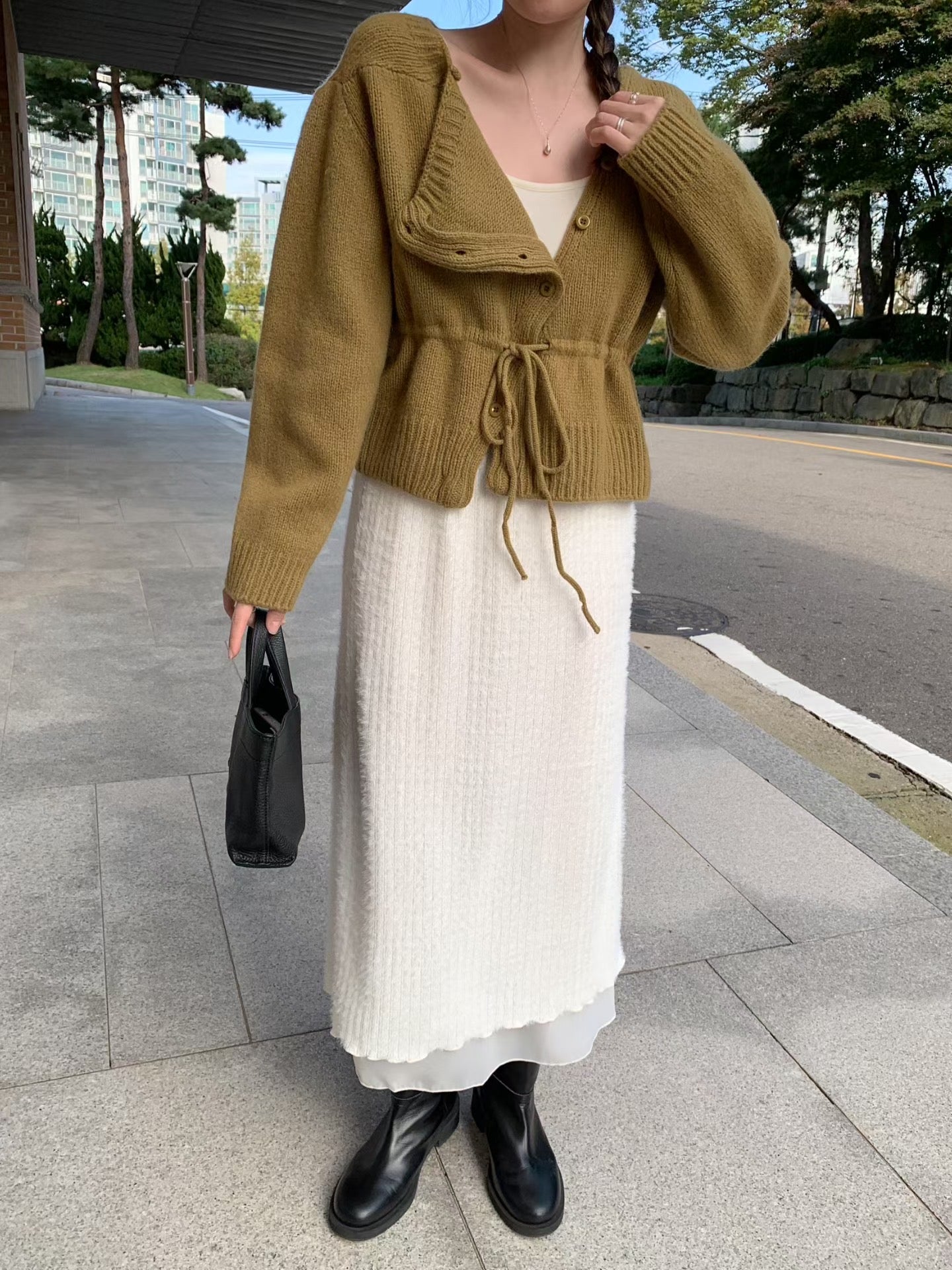 100%羊毛🦙溫柔綁帶抽繩針織外套