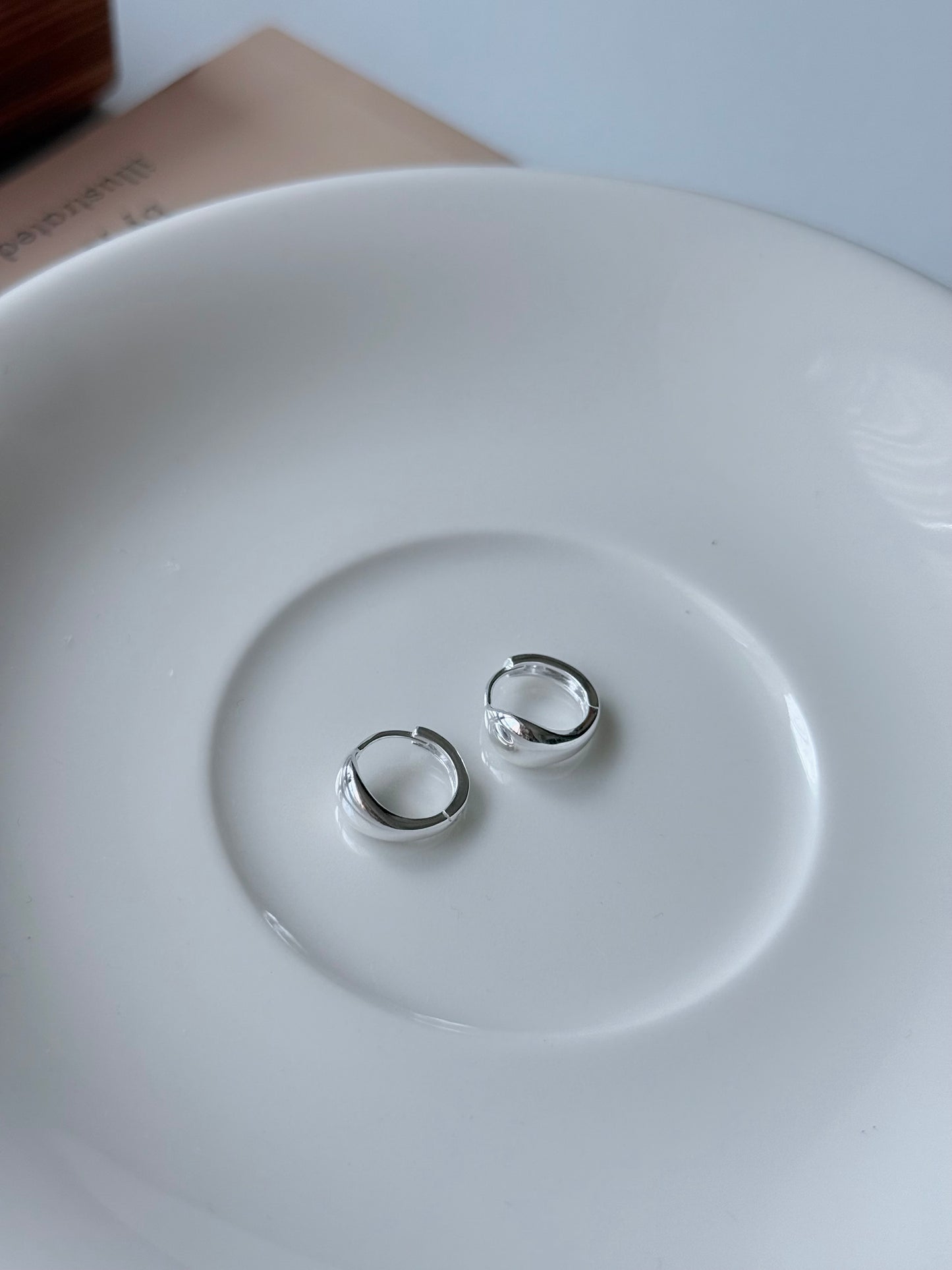 熱銷款🔥日常簡約耳扣💫 Hoop Earrings