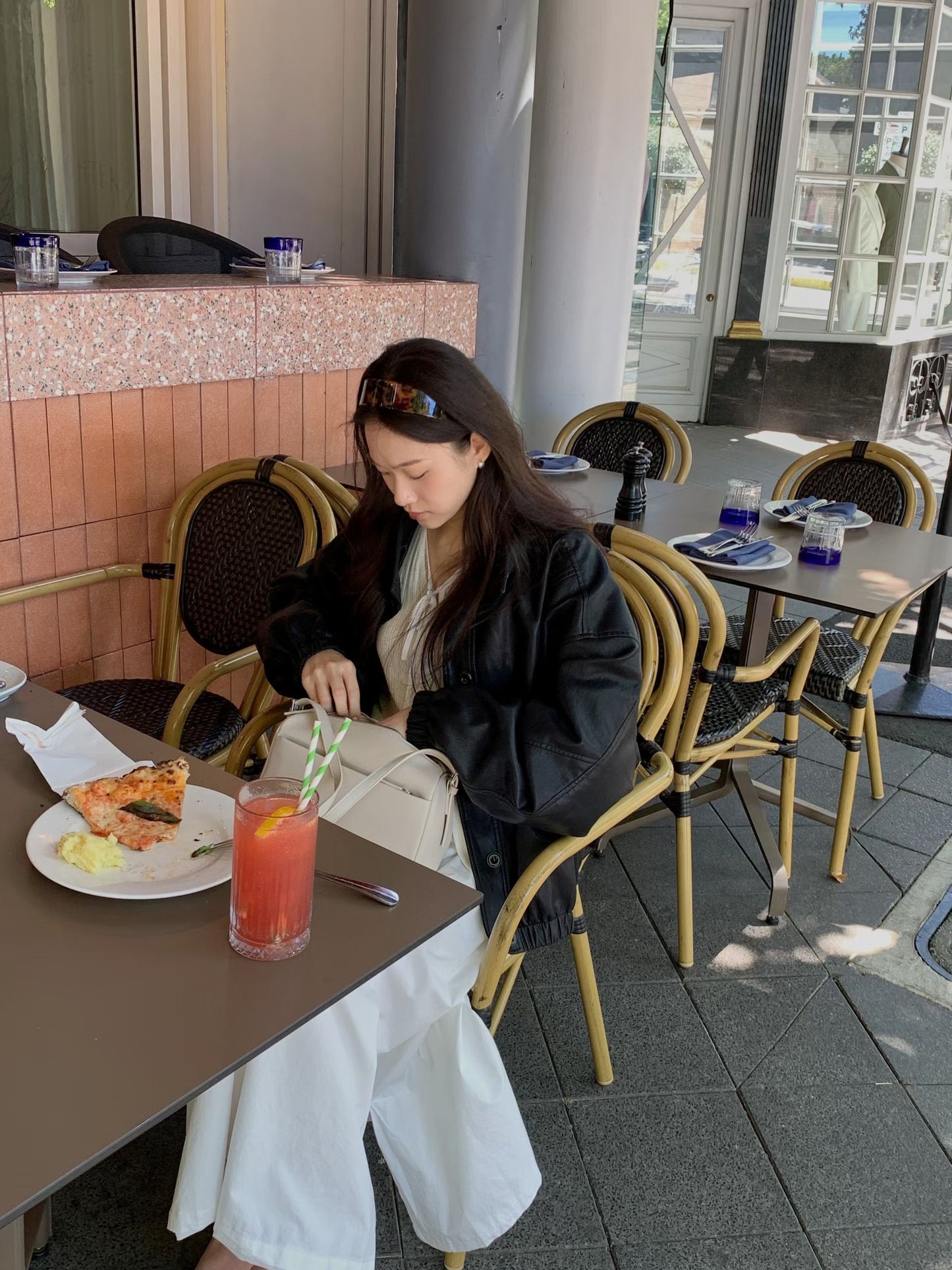 F01針織蕾絲彈性上衣