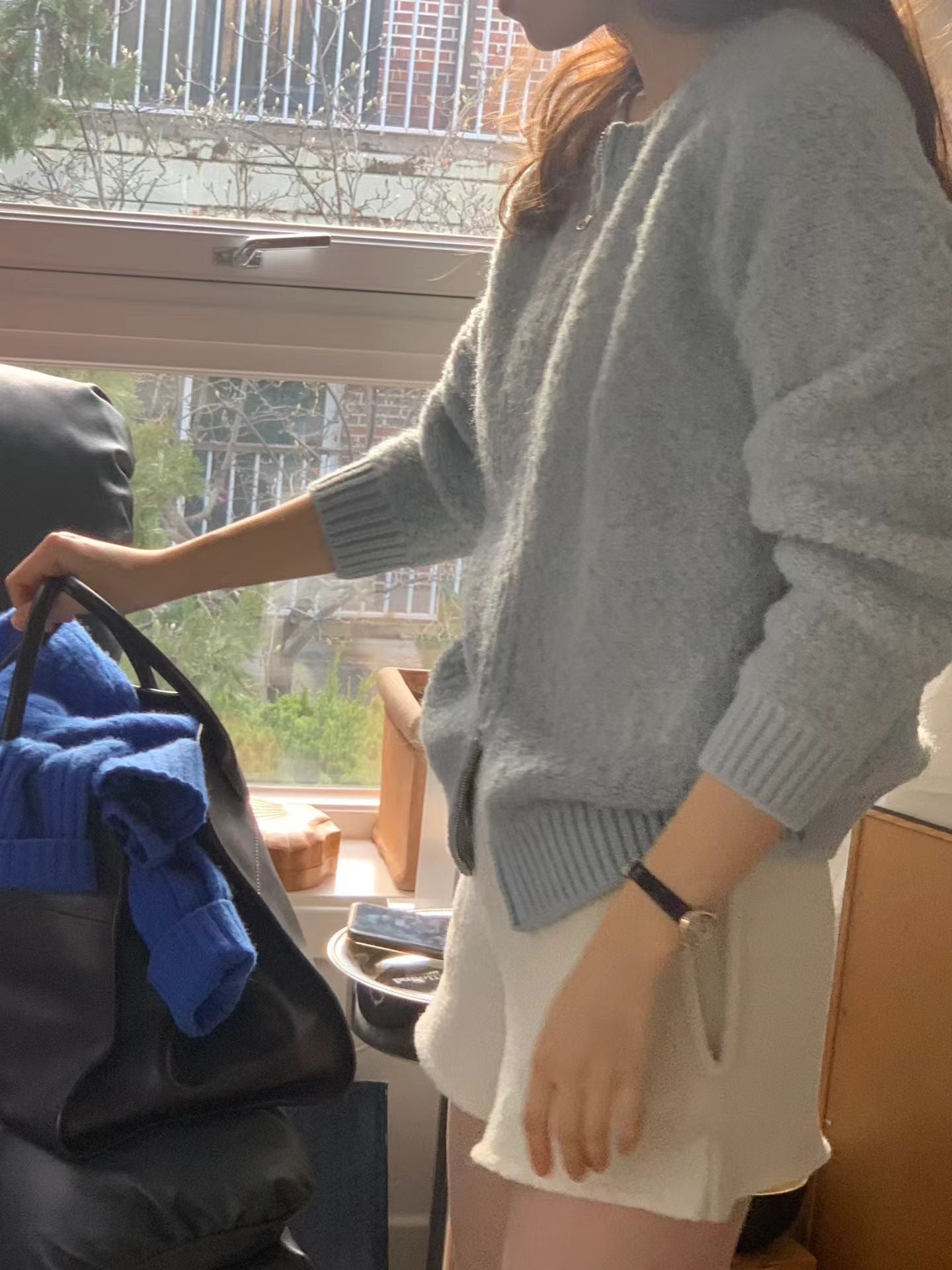 療癒色系🩵寶寶藍圈圈毛毛衣開衫