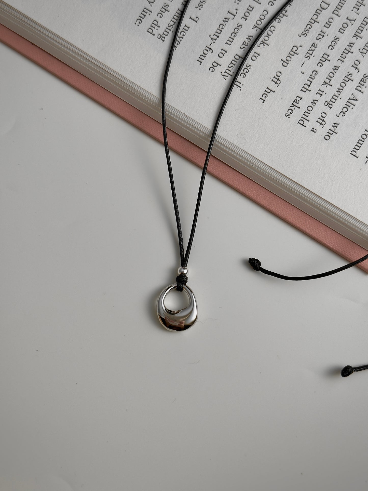 穿搭必備🤍份量感長鏈毛衣鏈